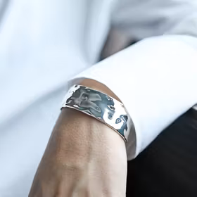 Cathy Cuff Bracelet plain s