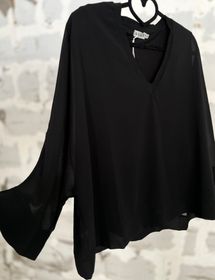 Svart Blus - Ajlajk