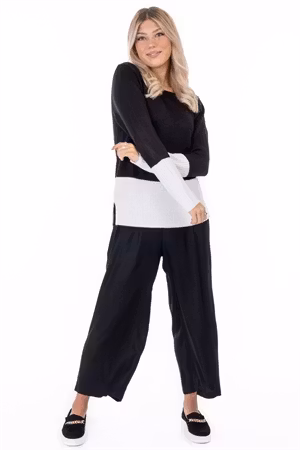 ADA SWEATER BLACK/CREME