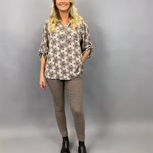 SIGNE Byxor med stretch, taupe