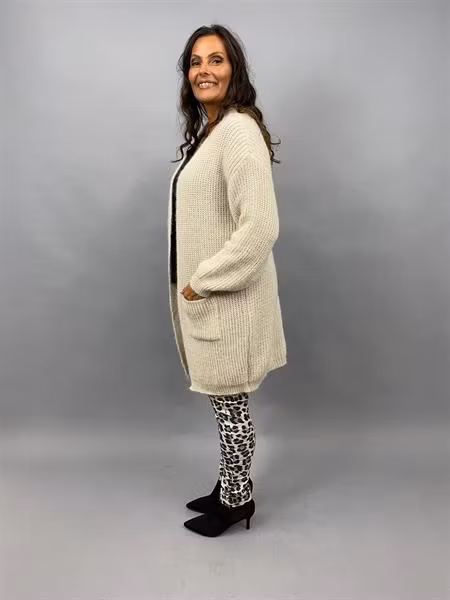 IDUN Fluffig långkofta med fickor, beige