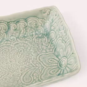 SMALL GRATINDISH, ANTIQUE