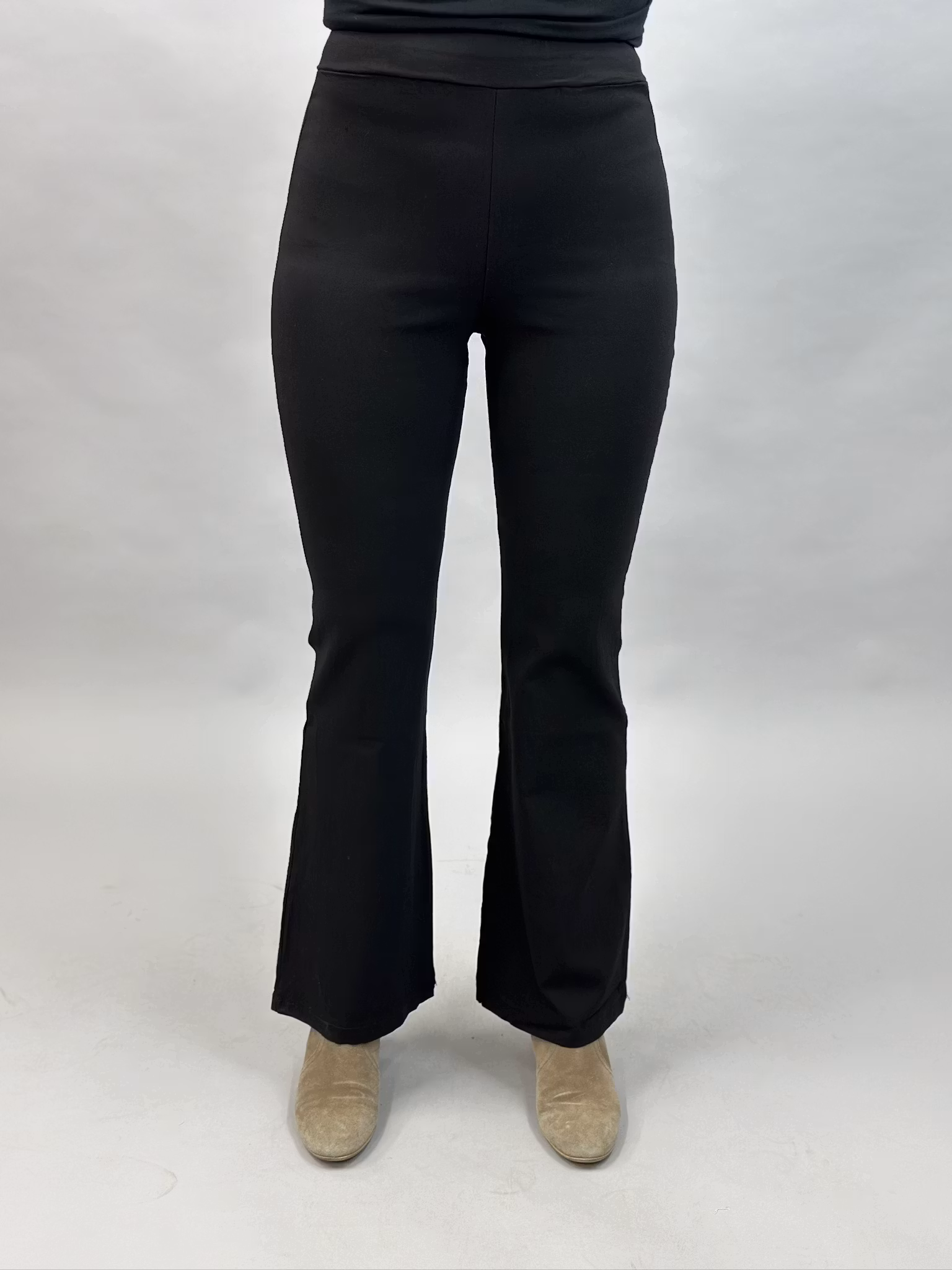 EMILY157 BOOTCUTBYXOR
