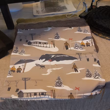 Vintervaara kuddfodral – beige 47 × 47 cm