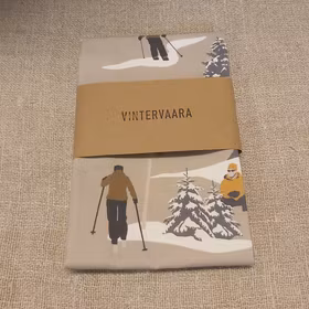 Vintervaara kökshandduk – beige 44 × 62 cm