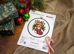 Broderikit Tavla Santa's surprise
