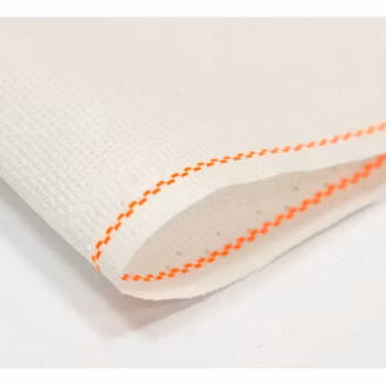 Naturvit Aida Broderiväv 18 count (7,0 rutor/cm) 50x50 cm (art.101) Zweigart