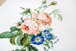 Broderikit Tavla Bouquet with roses