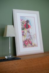 Broderikit Tavla Romance Flicka bland blommor