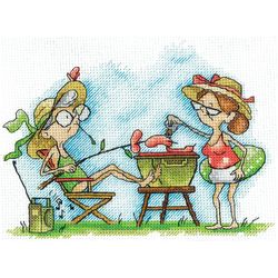 Broderikit Tavla Väninnor grillar korv