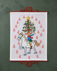 Broderikit Jul Kalender Pippi & julgran