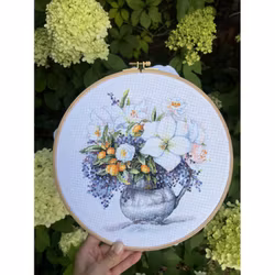 Broderikit Tavla Floral Etude - Blomsteretude