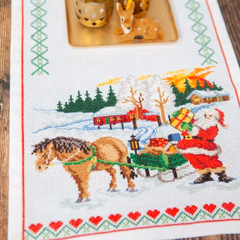 Broderikit Tomten med häst och släde - löpare