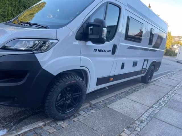 D47 Flatblack 8x17 5/118 ET38