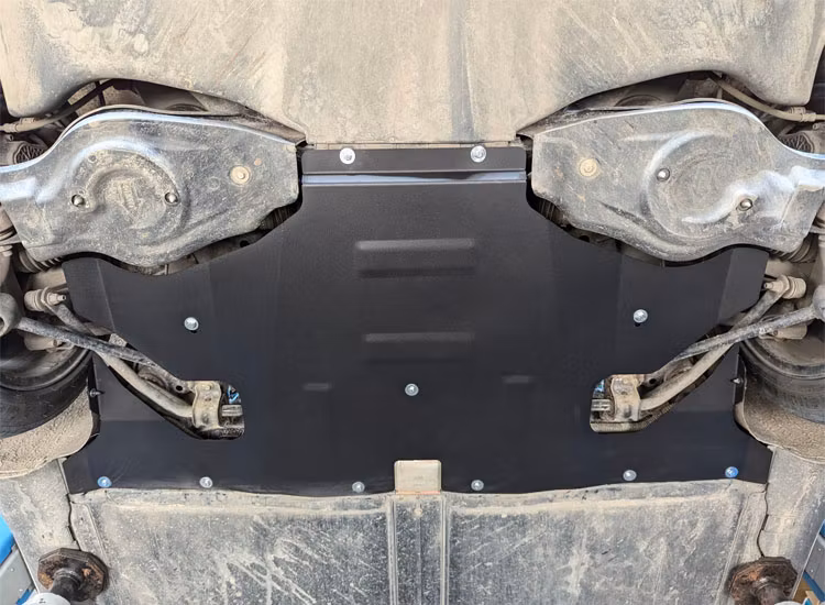 Underkörningsskydd främre elmotor Tesla Model 3 2020-2024