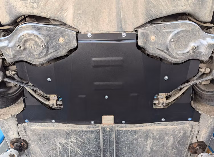 Underkörningsskydd främre elmotor Tesla Model 3 2020-2024