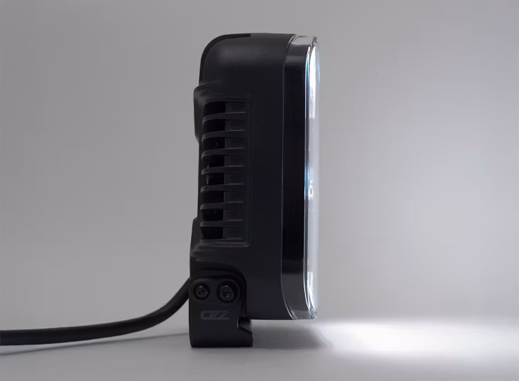 3-Pack OZZ SQR 7 tum LED extraljus med kabelsats