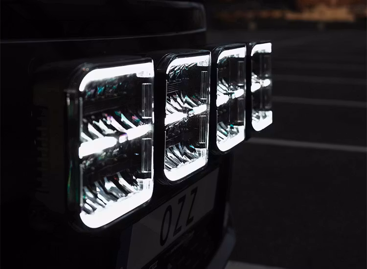 4-Pack OZZ SQR 7 tum LED extraljus med kabelsats