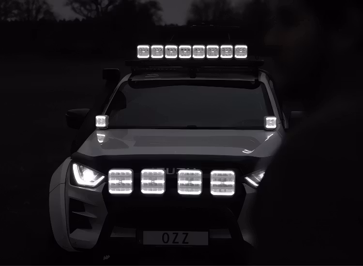 8-Pack Extraljus OZZ SQR 5" med dynamiskt positionsljus