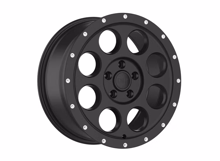 DIRT A.T D214 flatblack fälgpaket 8X18 6X130 ET48 CB84.1