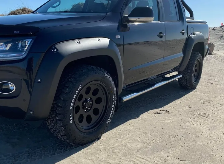 DIRT A.T D14 monterad på pickup, referensbild