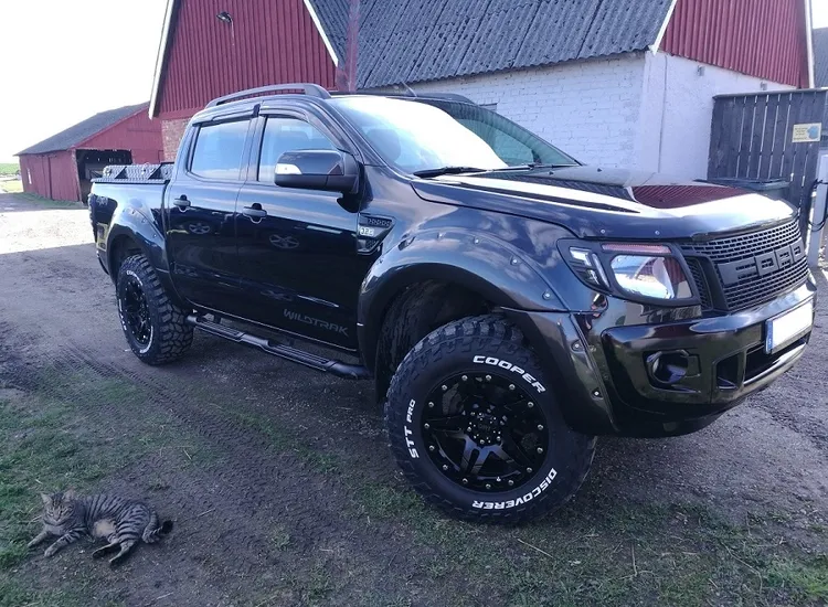 DIRT A.T D66 Flatblack 9x20 6x135 ET25 CB87,1 – referensbild