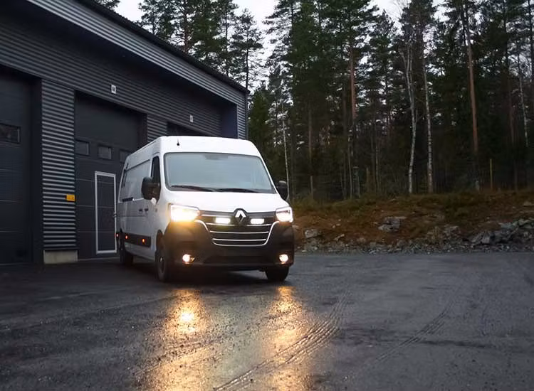 Extraljuskit Lazer Triple-R 750 (G2) Renault Master 2019+