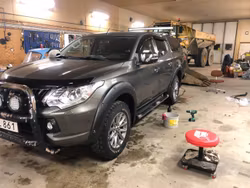 Höjningssats fram och bak Fullback / L200