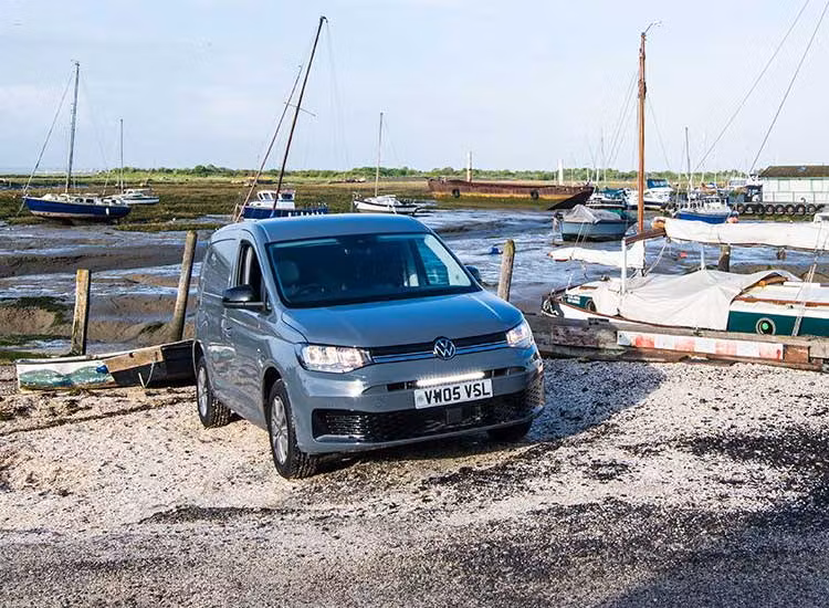 Extraljuskit Lazer Linear-18 VW Caddy Mk5 2021+