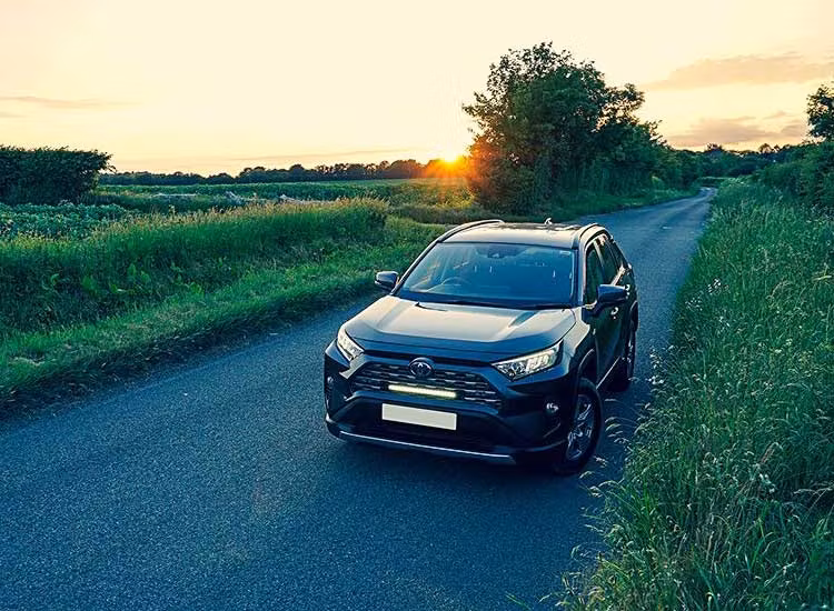 Extraljuskit Lazer Linear-18 Toyota RAV4 Hybrid 2019+