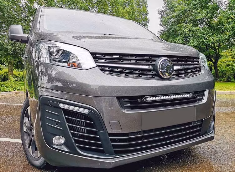 Extraljuskit Lazer Linear-18 Elite Expert / Vivaro / Jumpy