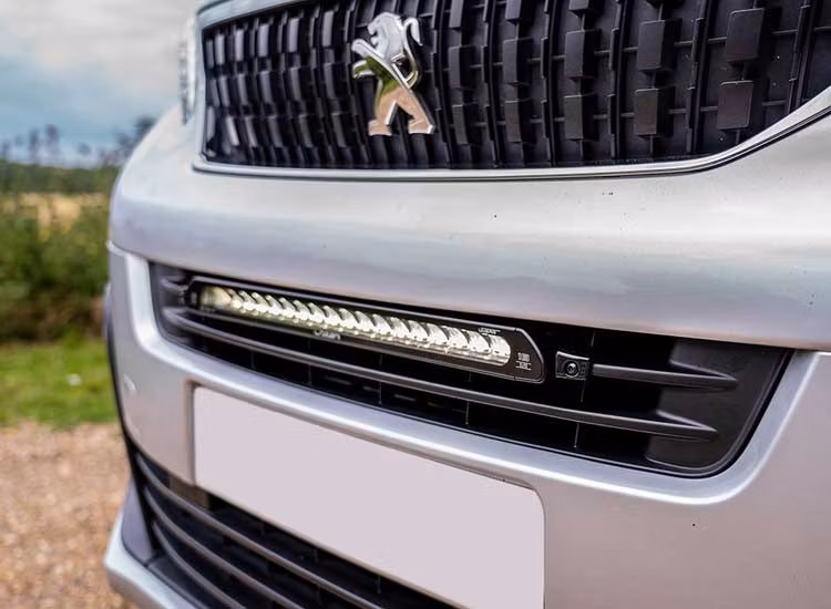 Extraljuskit Lazer Linear-18 Elite Expert / Vivaro / Jumpy