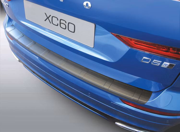 Stötfångarskydd svart ribbad Volvo XC60 2017+