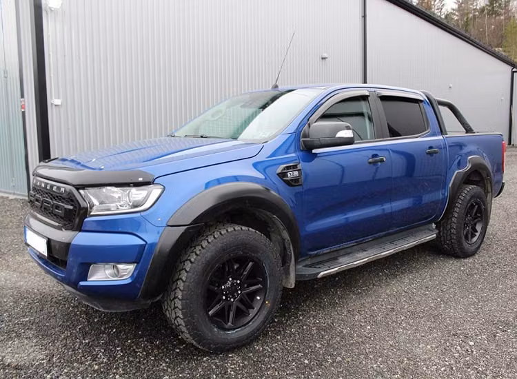 D62 Flatblack 9x18 6/139,7 ET25 alufälg