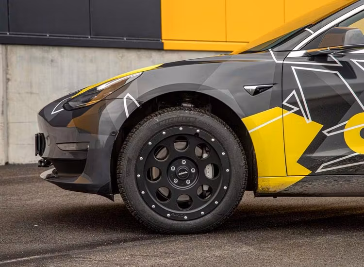 Delta Klassik B 18 tums fälg 5/114,3 ET30 Tesla Model 3