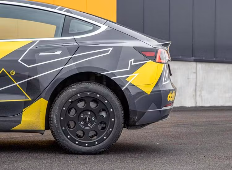 Delta Klassik B 18 tums fälg 5/114,3 ET30 Tesla Model 3