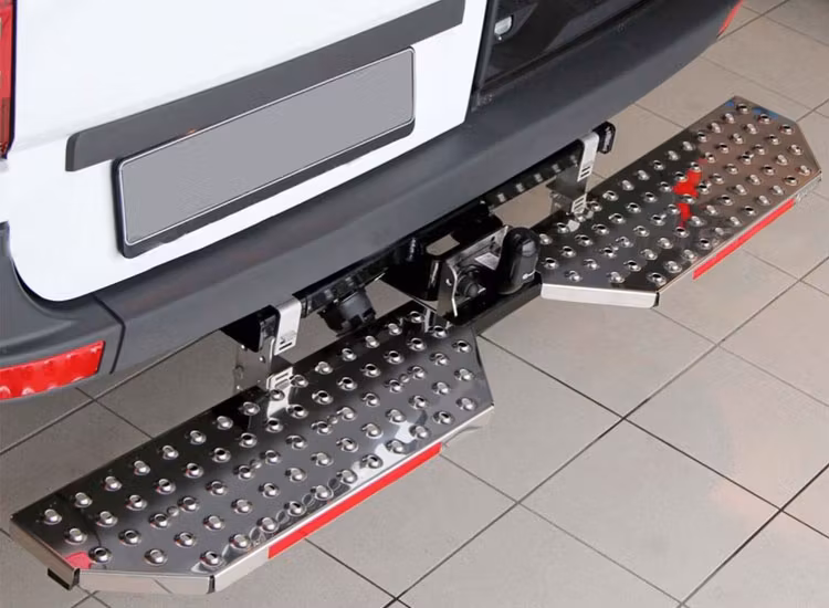 Bakre fotsteg 1700mm till dragkrok