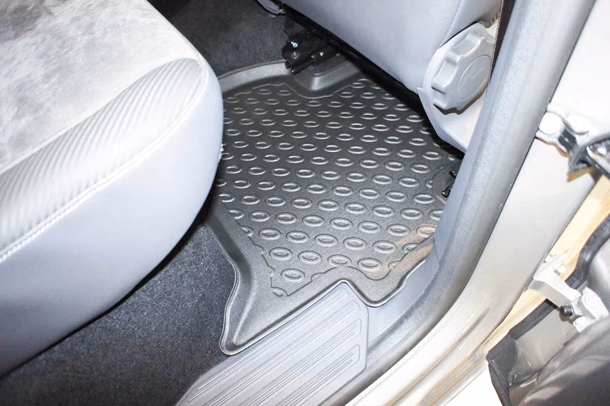 Kupémattor komplett set med hög kant Volkswagen Amarok 2010+