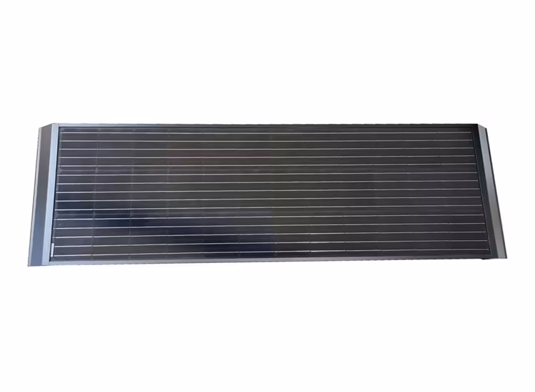 Solpanel 140W svart inkl spoilerfästen 6m dubbelkabel