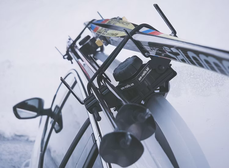 Lasthållare / skidhållare ON-Rails