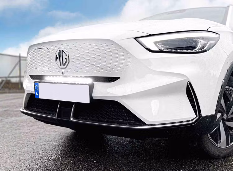 Extraljuspaket Seeker Ultima 20 MG ZS EV 2022+