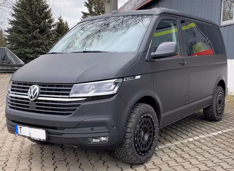 Twin Monotube Projekt Satinsvart AT 8X18 ET45 VW T5 / T6 / T6.1 / Amarok