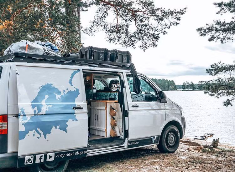 Front Runner lastkorg Slimline II Volkswagen T5 / T6 kort