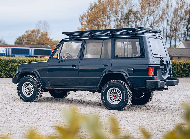 Front Runner takplattform Slimline II Mitsubishi Pajero L040 82-90