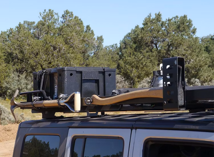 Snabbfäste för en yxa till Front Runner