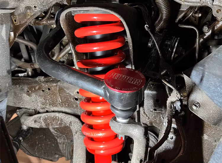 Pedders höjningssats EHD 150-300kg 40mm Toyota Hilux 2015+