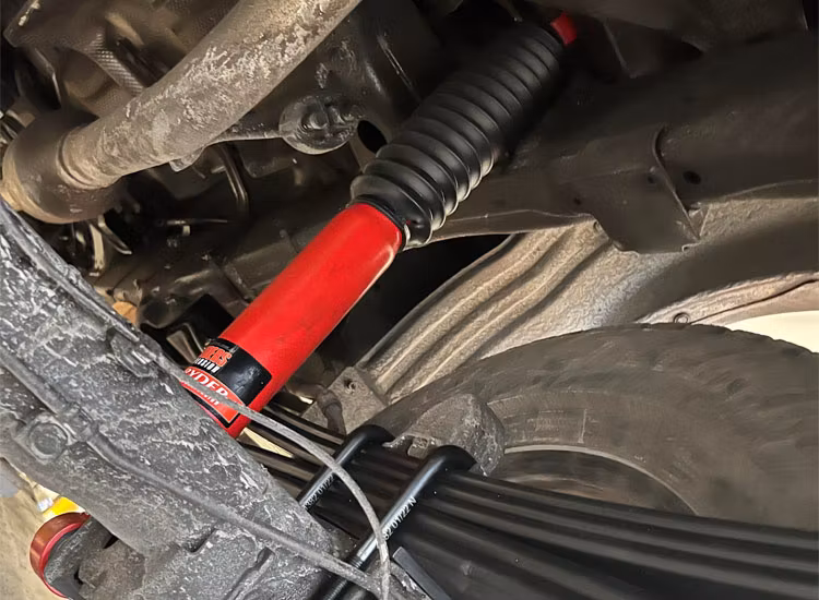 Pedders höjningssats HD Level 1 40mm Toyota Hilux 2015+