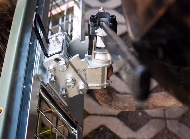 Lastkorg 890x585x200 förzinkad med tiltbart snabbfäste