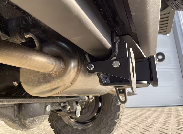 Dragkroksfäste F4X4 Suzuki Jimny 2018+