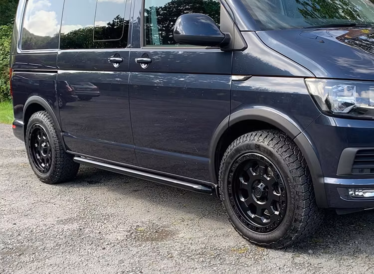 Skärmbreddare mattsvarta VW Transporter T6 2015-2019